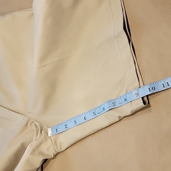 Lands' End Size 14P Khaki Shorts, 9" Inseam, Excellent Condition - Picture 8 of 11